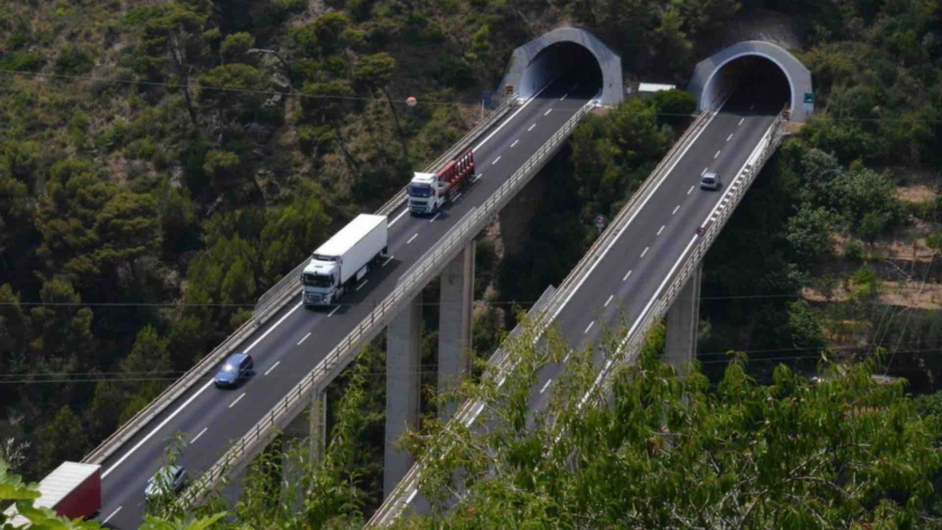 Autostrada dei Fiori Pietra Ligure Finale Ligure v2